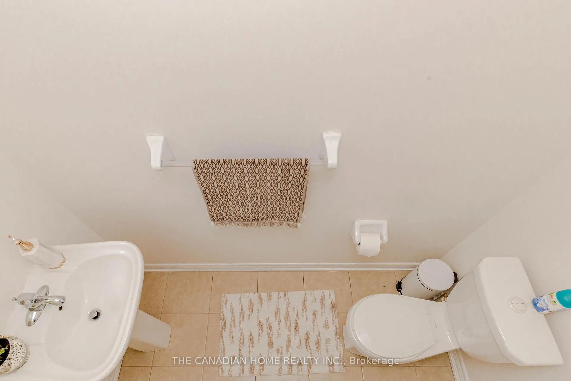 Photo 27 of 200 Sky Harbour Drive, Brampton, Bram West — HOMEH