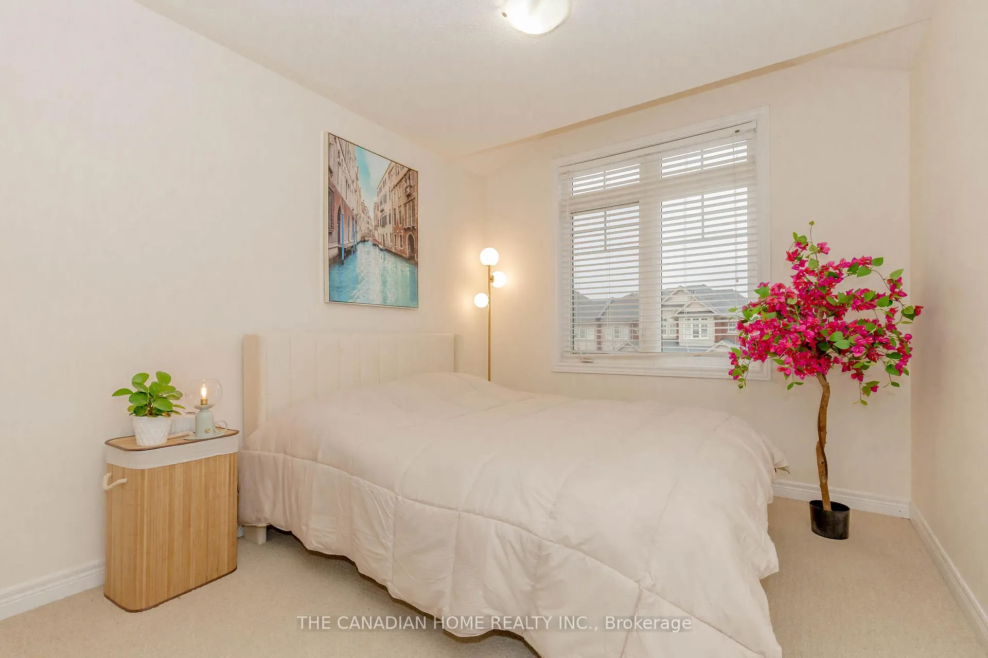 Photo 38 of 200 Sky Harbour Drive, Brampton, Bram West — HOMEH