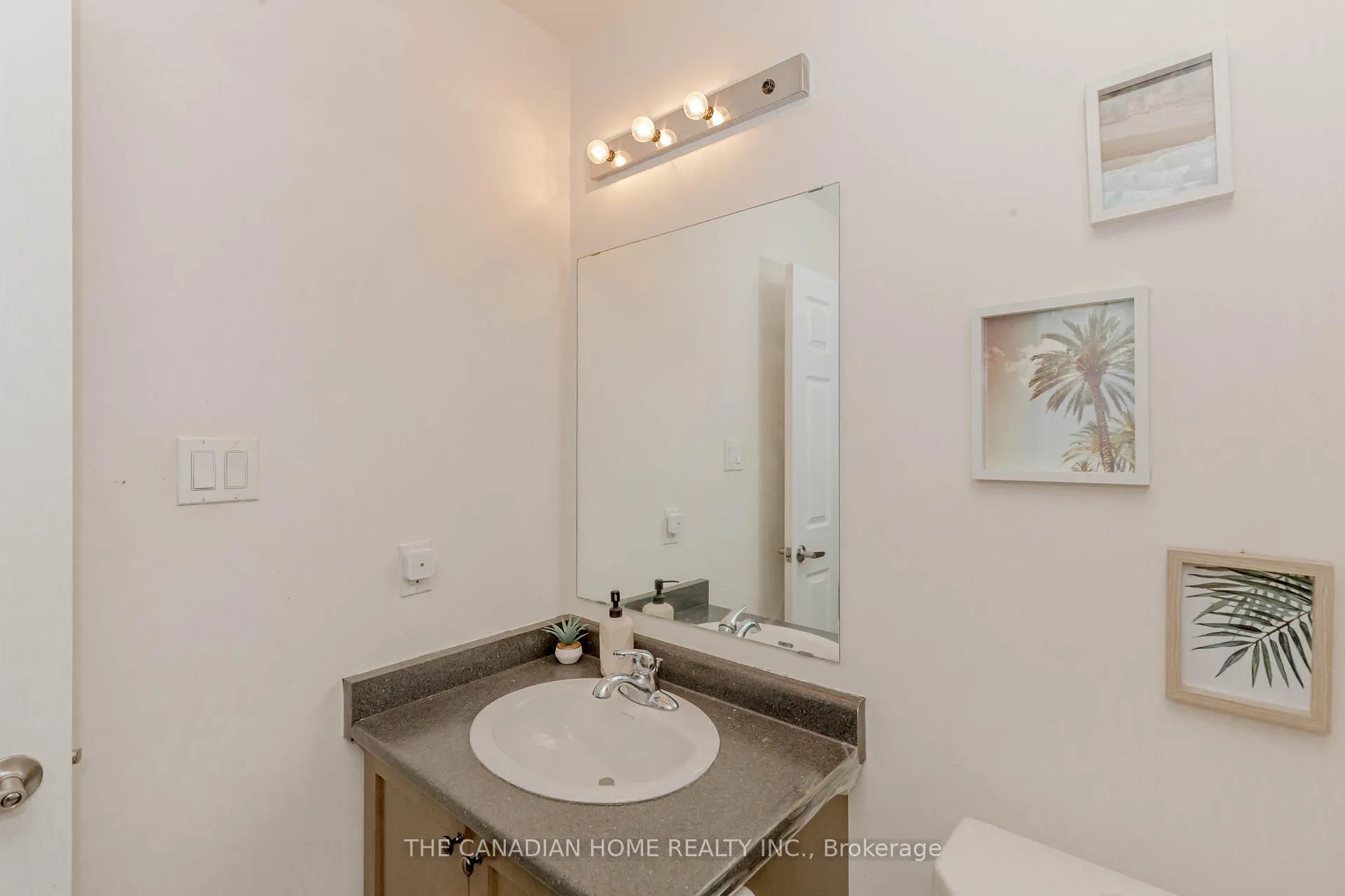 Photo 41 of 200 Sky Harbour Drive, Brampton, Bram West — HOMEH