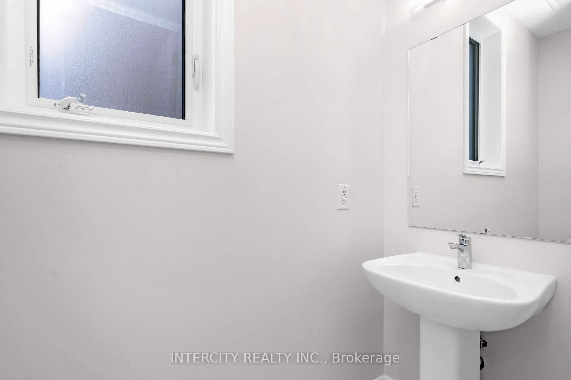 Photo 15 of Unit Lot 116, 19 Kessler Drive, Brampton, Sandringham-Wellington — HOMEH