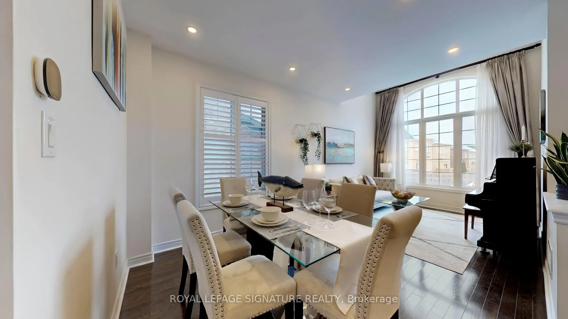 Photo 3 of 23 Frederick Stamm Crescent, Markham, Berczy — HOMEH