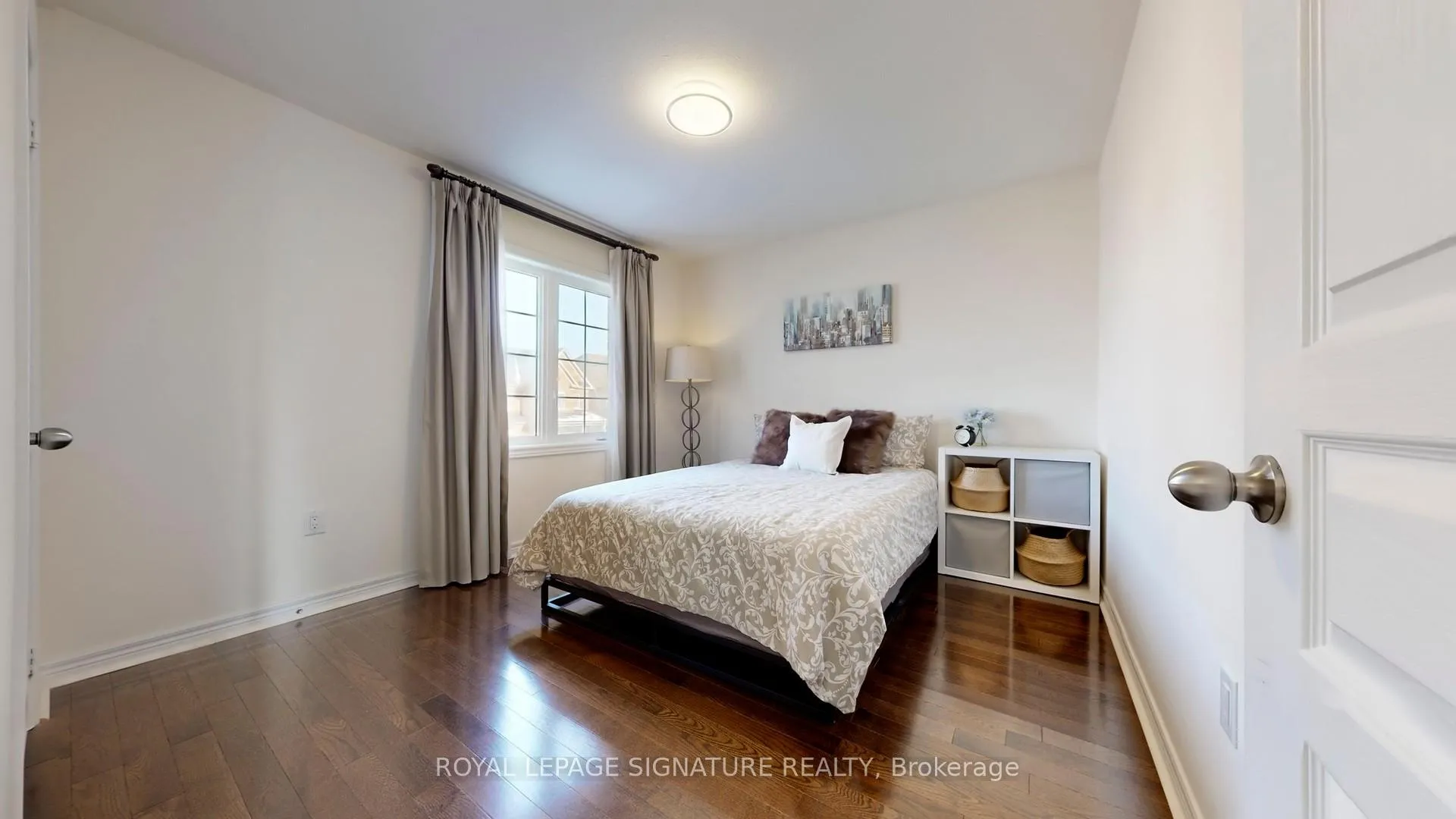 Photo 10 of 23 Frederick Stamm Crescent, Markham, Berczy — HOMEH