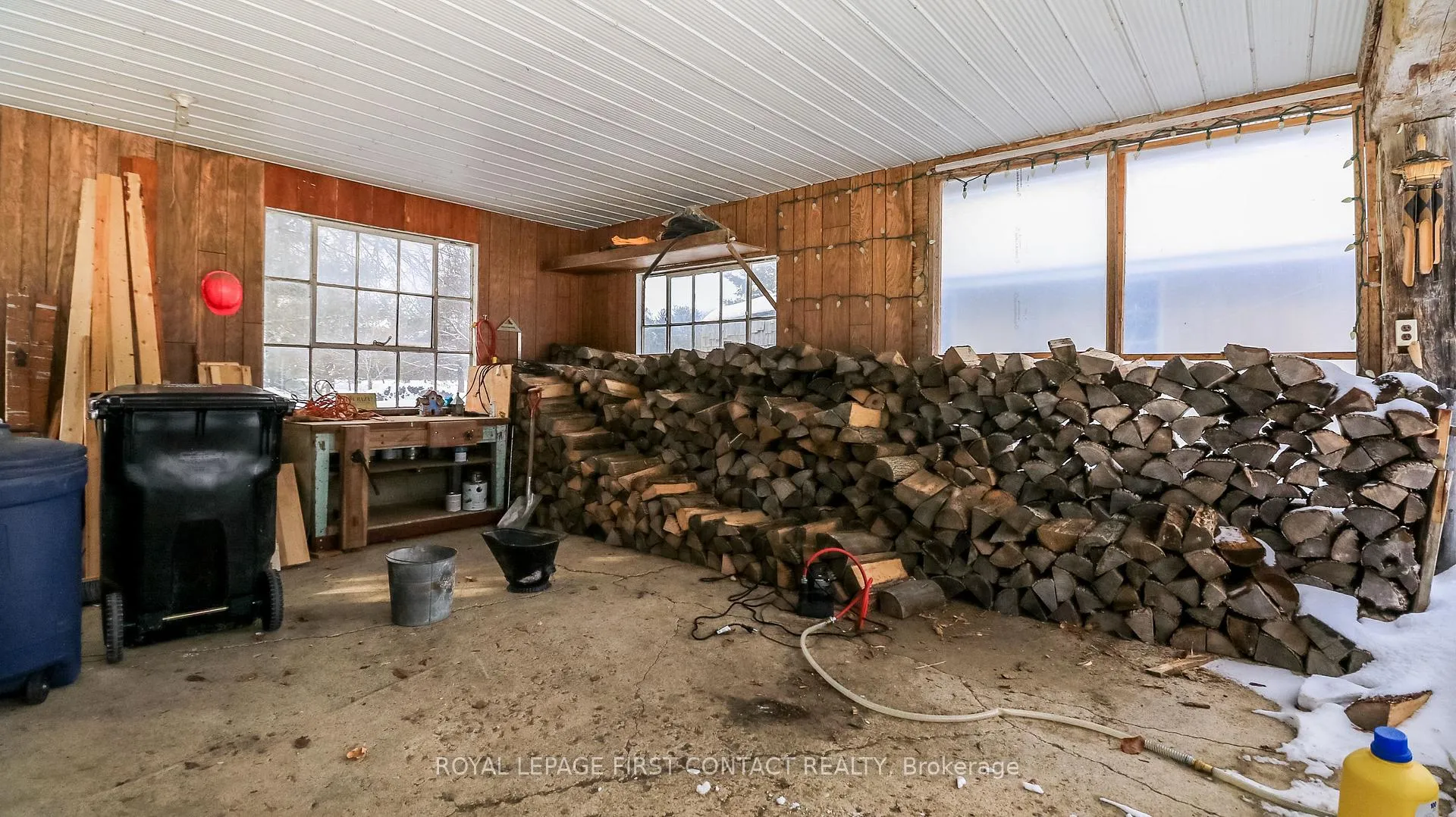 Photo 3 of 6237 2 Concession, Clearview, Rural Clearview — HOMEH