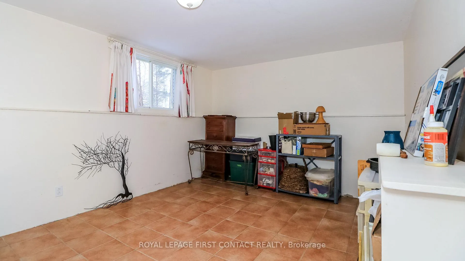 Photo 10 of 6237 2 Concession, Clearview, Rural Clearview — HOMEH