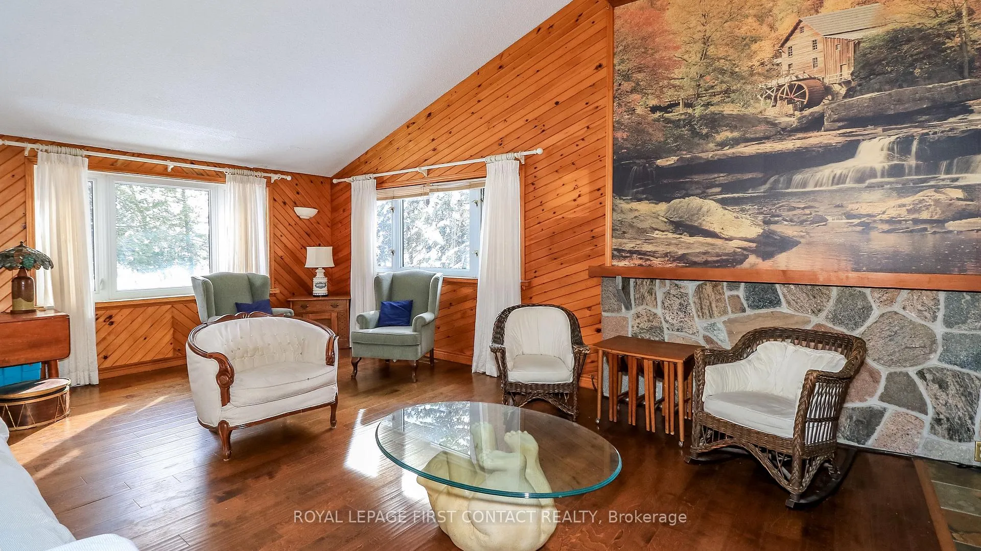 Photo 16 of 6237 2 Concession, Clearview, Rural Clearview — HOMEH