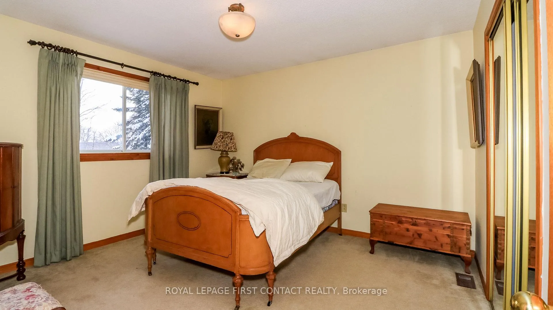 Photo 24 of 6237 2 Concession, Clearview, Rural Clearview — HOMEH