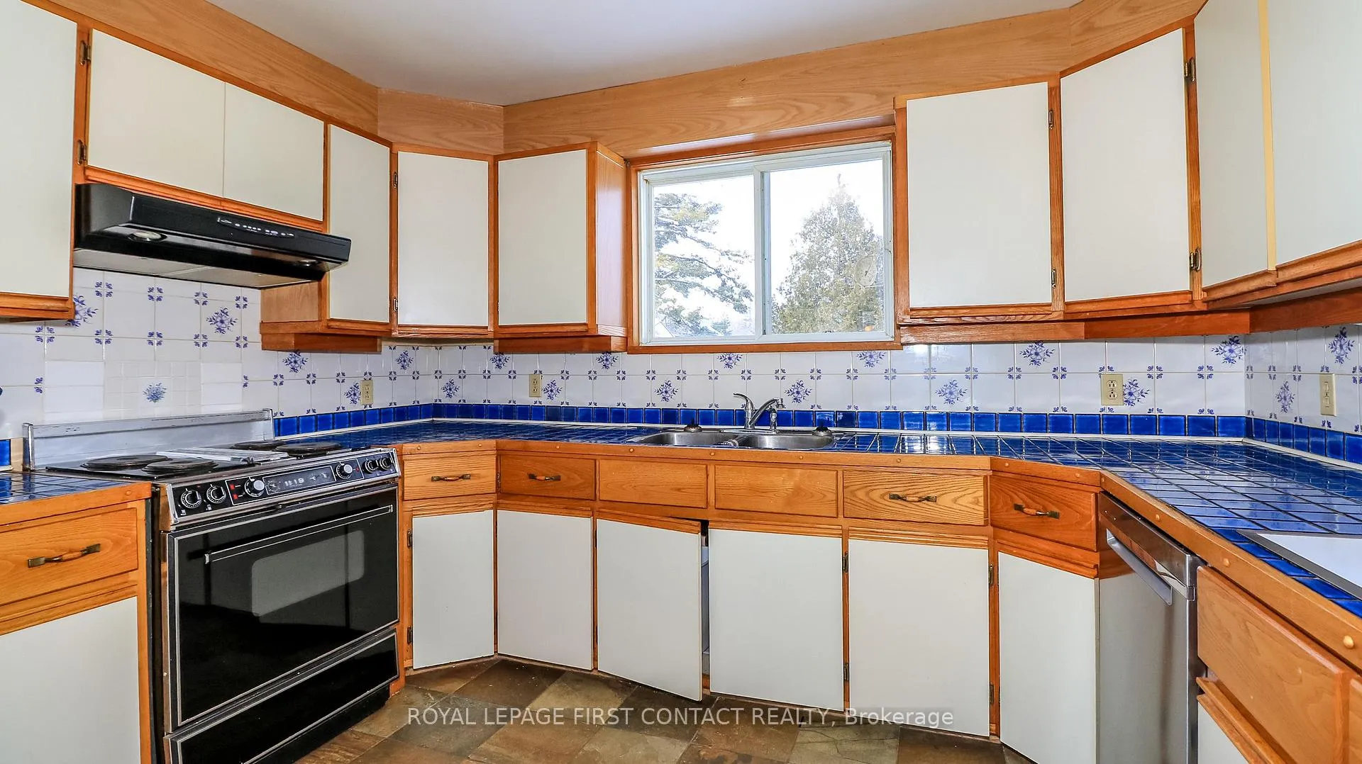 Photo 34 of 6237 2 Concession, Clearview, Rural Clearview — HOMEH
