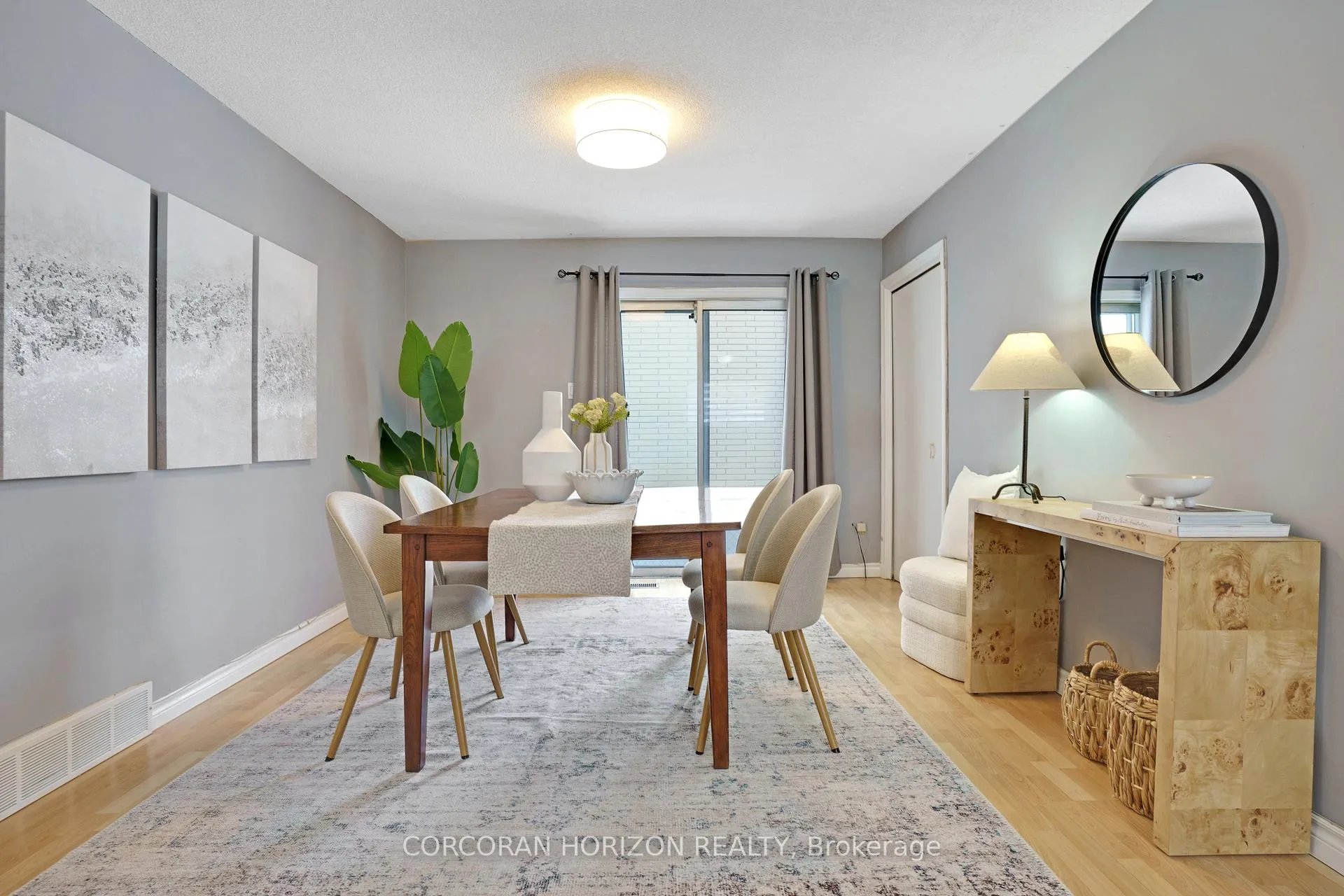 Photo 12 of 69 Eagen Drive, Kitchener — HOMEH