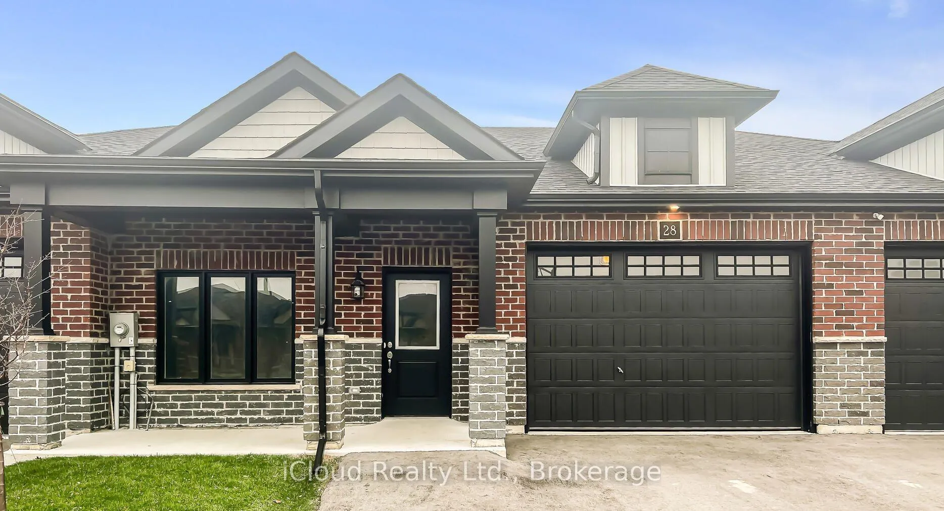 Photo 1 of 28 Gray Fox Lane, Norfolk, Simcoe — HOMEH