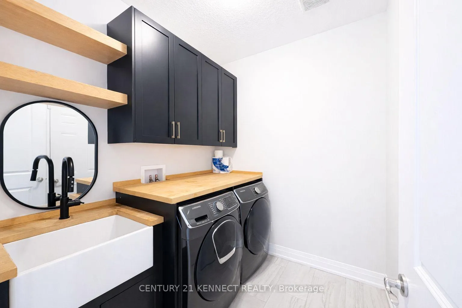 Photo 11 of 325 Sedgewood Street, Kitchener — HOMEH