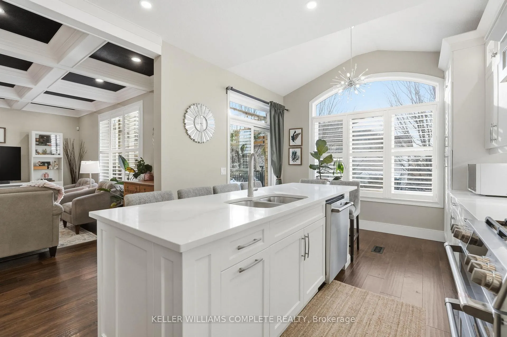 Photo 10 of 163 Garinger Crescent, Hamilton, Binbrook — HOMEH