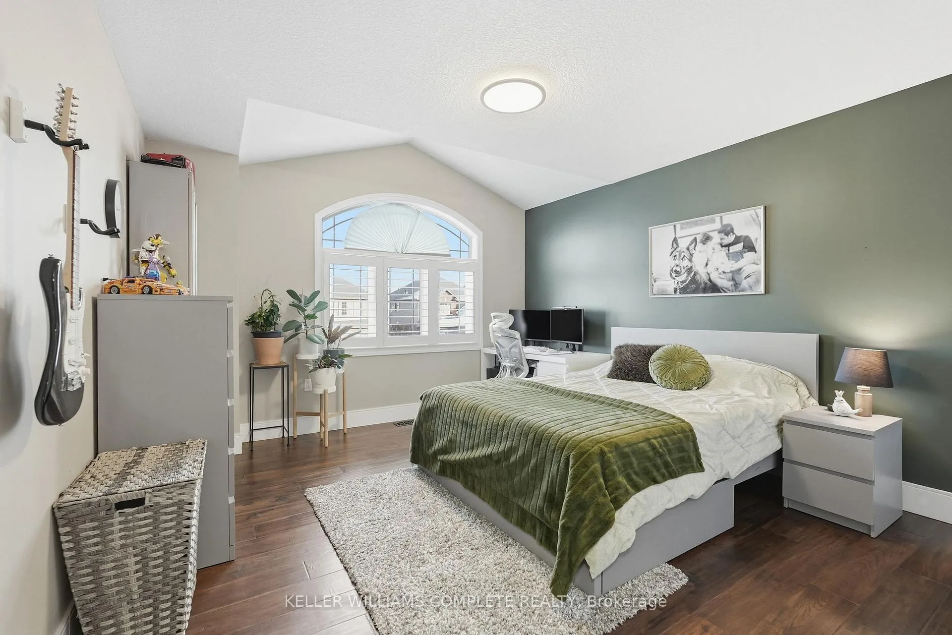 Photo 17 of 163 Garinger Crescent, Hamilton, Binbrook — HOMEH