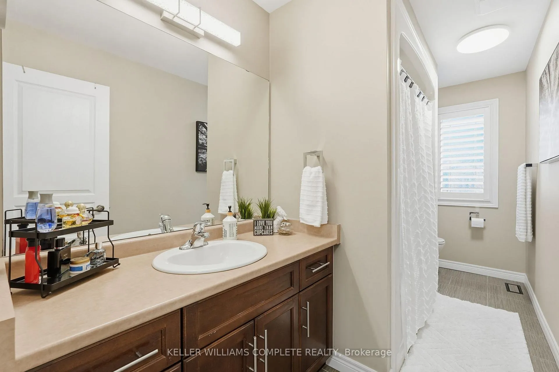 Photo 23 of 163 Garinger Crescent, Hamilton, Binbrook — HOMEH