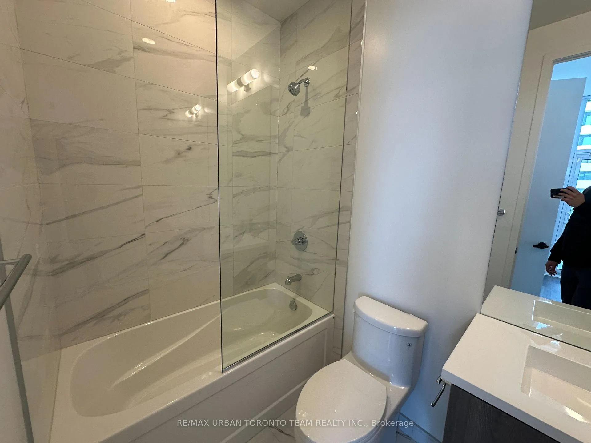 Photo 15 of Unit PH102, 8 Interchange Way, Vaughan, Vaughan Corporate Centre — HOMEH