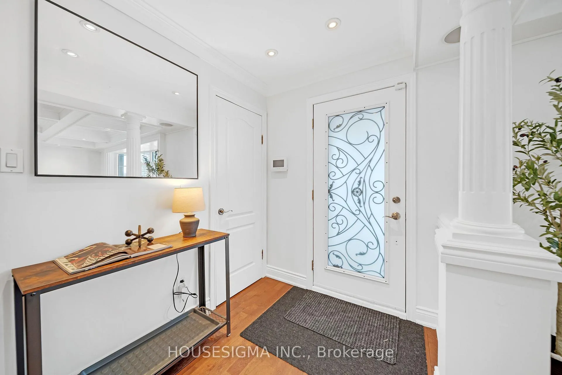 Photo 4 of 808 Krosno Boulevard, Pickering, Bay Ridges — HOMEH