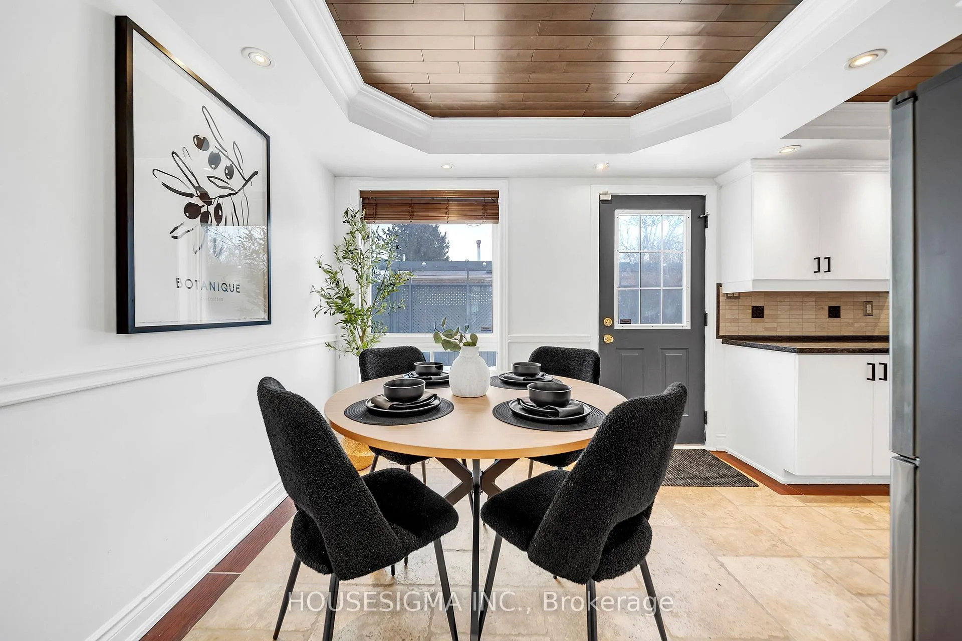 Photo 19 of 808 Krosno Boulevard, Pickering, Bay Ridges — HOMEH