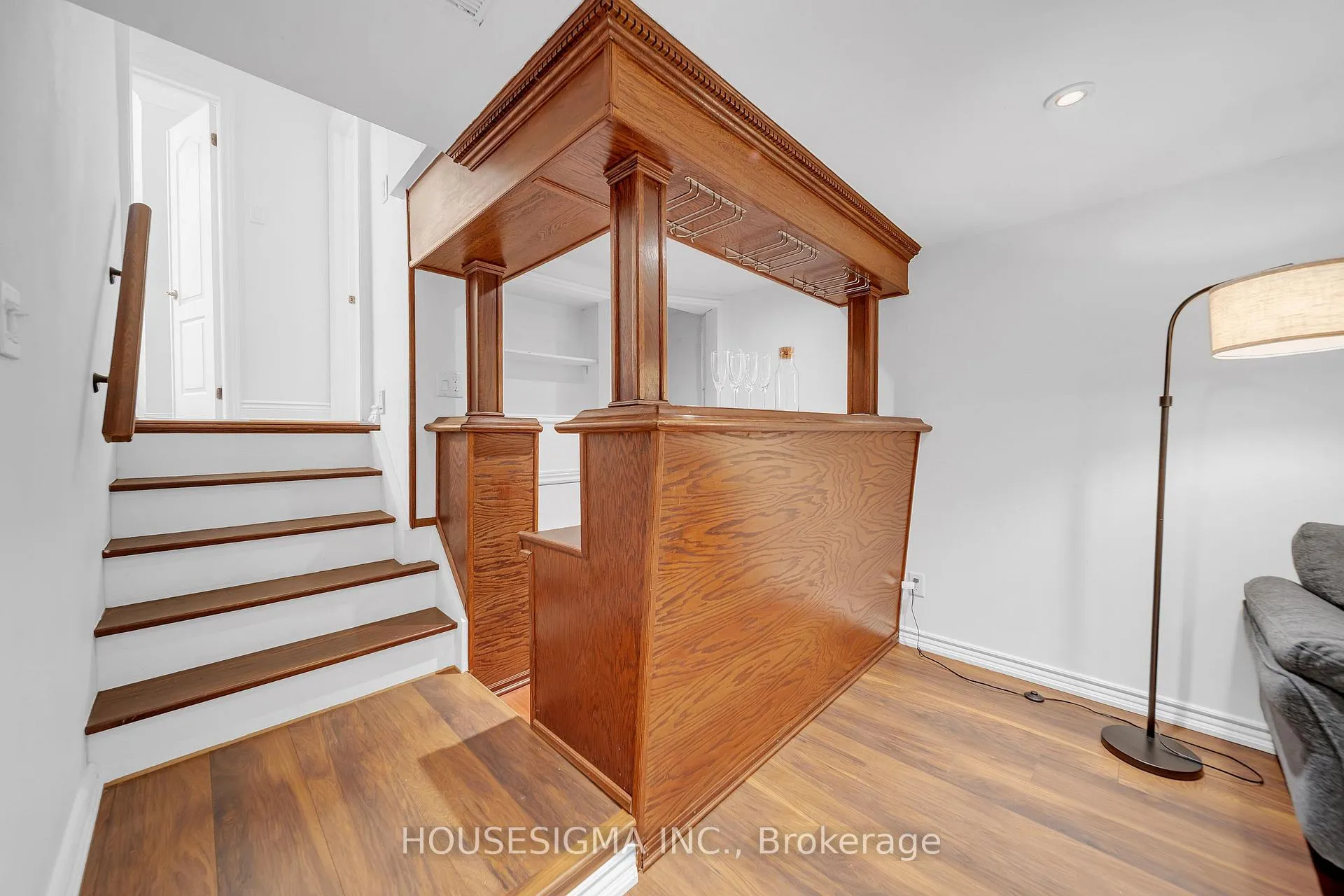 Photo 32 of 808 Krosno Boulevard, Pickering, Bay Ridges — HOMEH