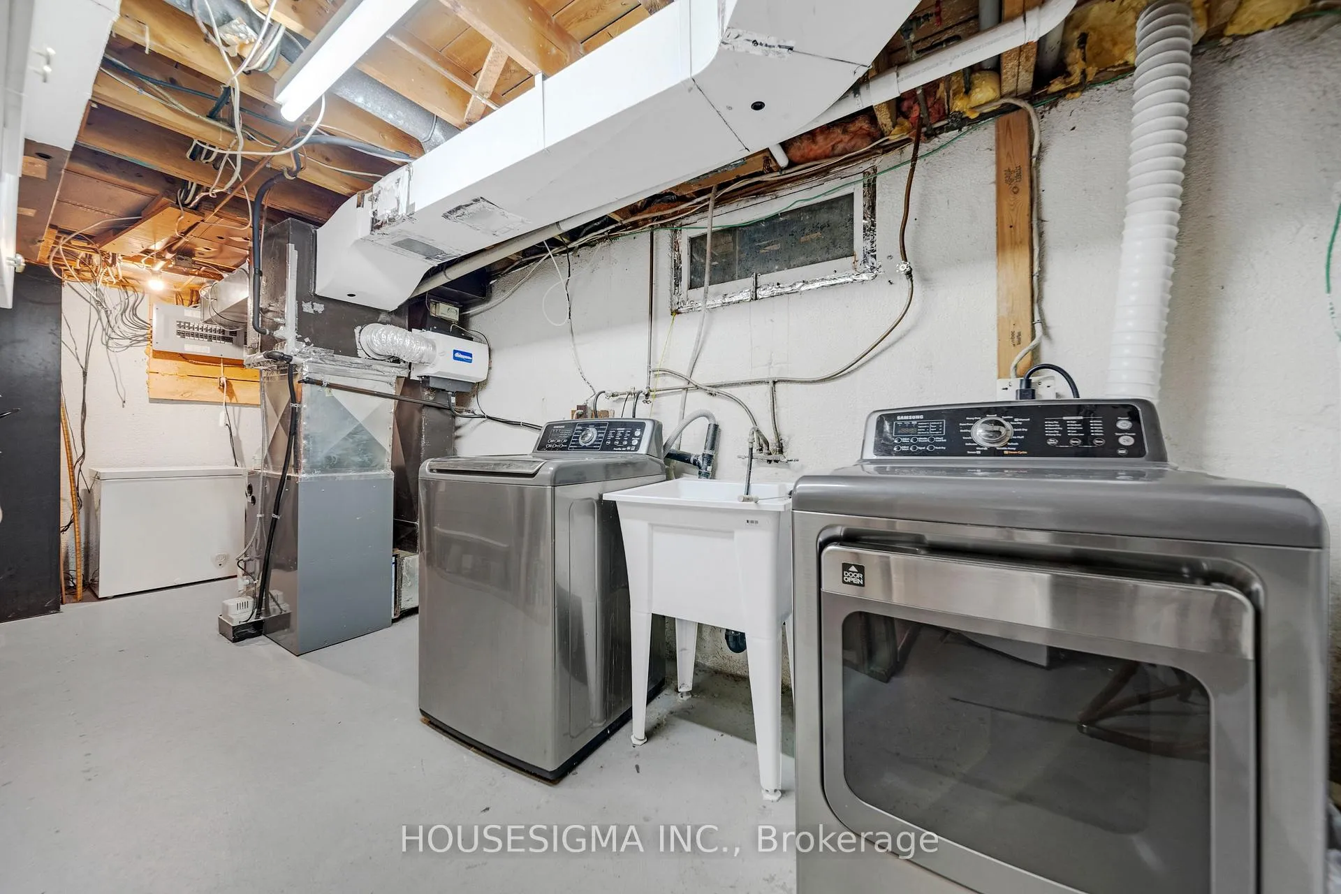 Photo 36 of 808 Krosno Boulevard, Pickering, Bay Ridges — HOMEH