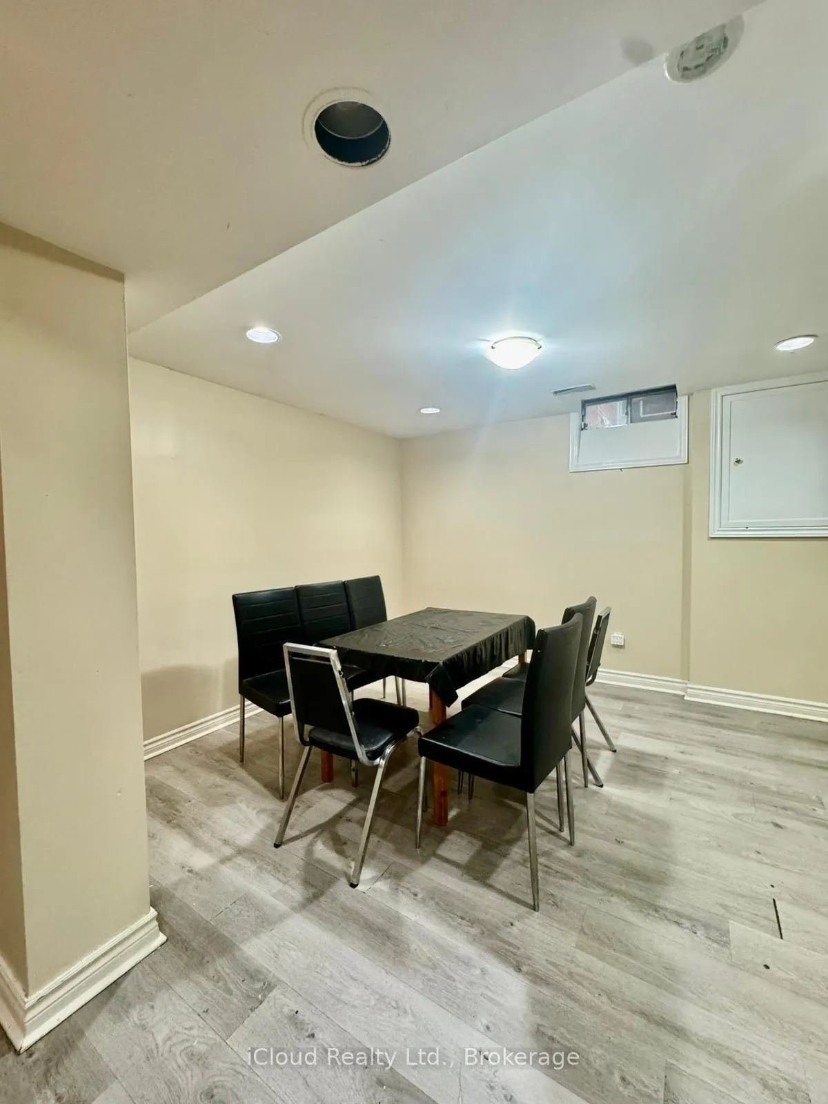 Photo 5 of Unit Bsmt, 141 Rainforest Drive, Brampton, Sandringham-Wellington — HOMEH