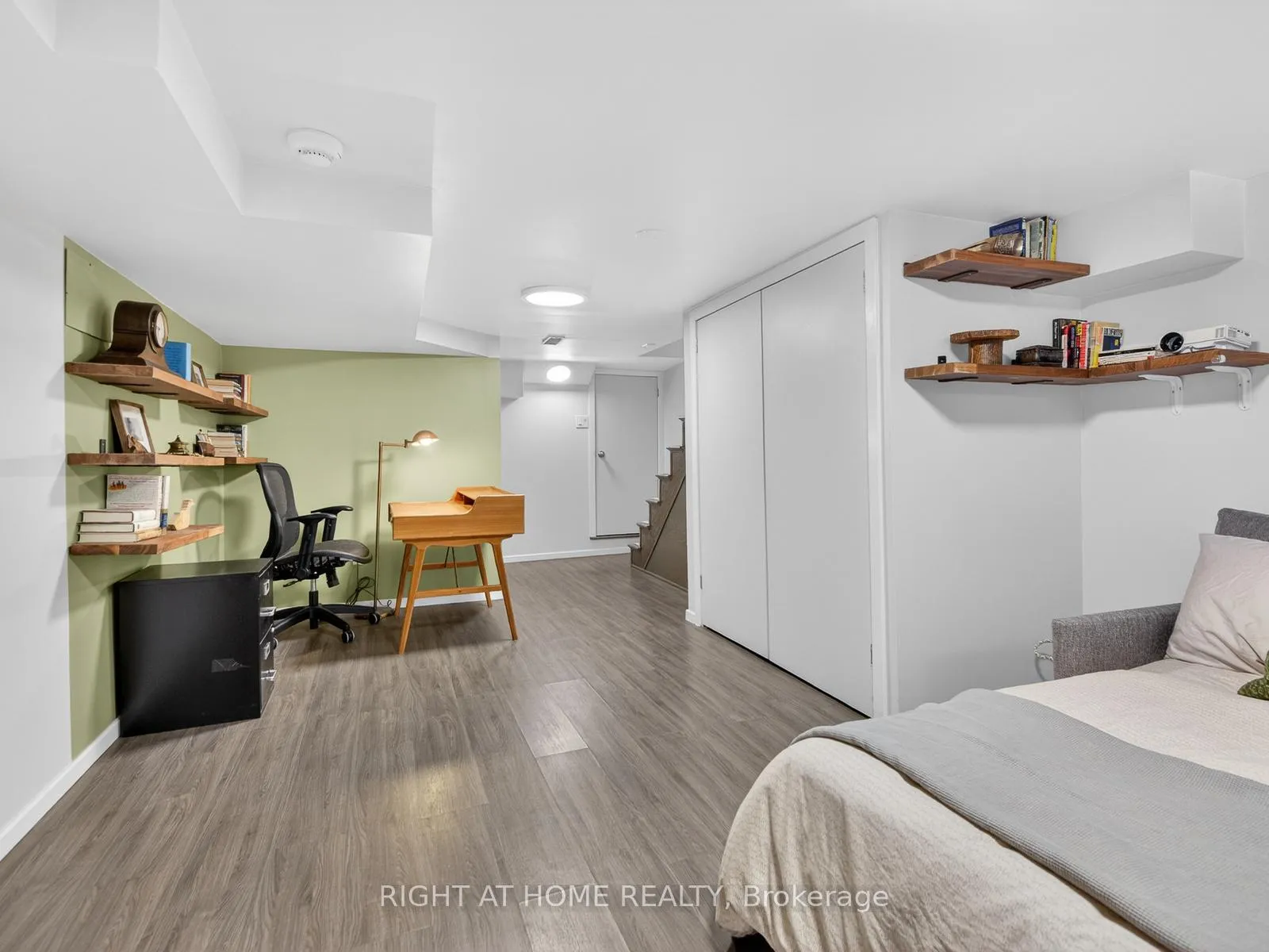 Photo 29 of 355 Caledonia Road, Toronto, Caledonia-Fairbank — HOMEH