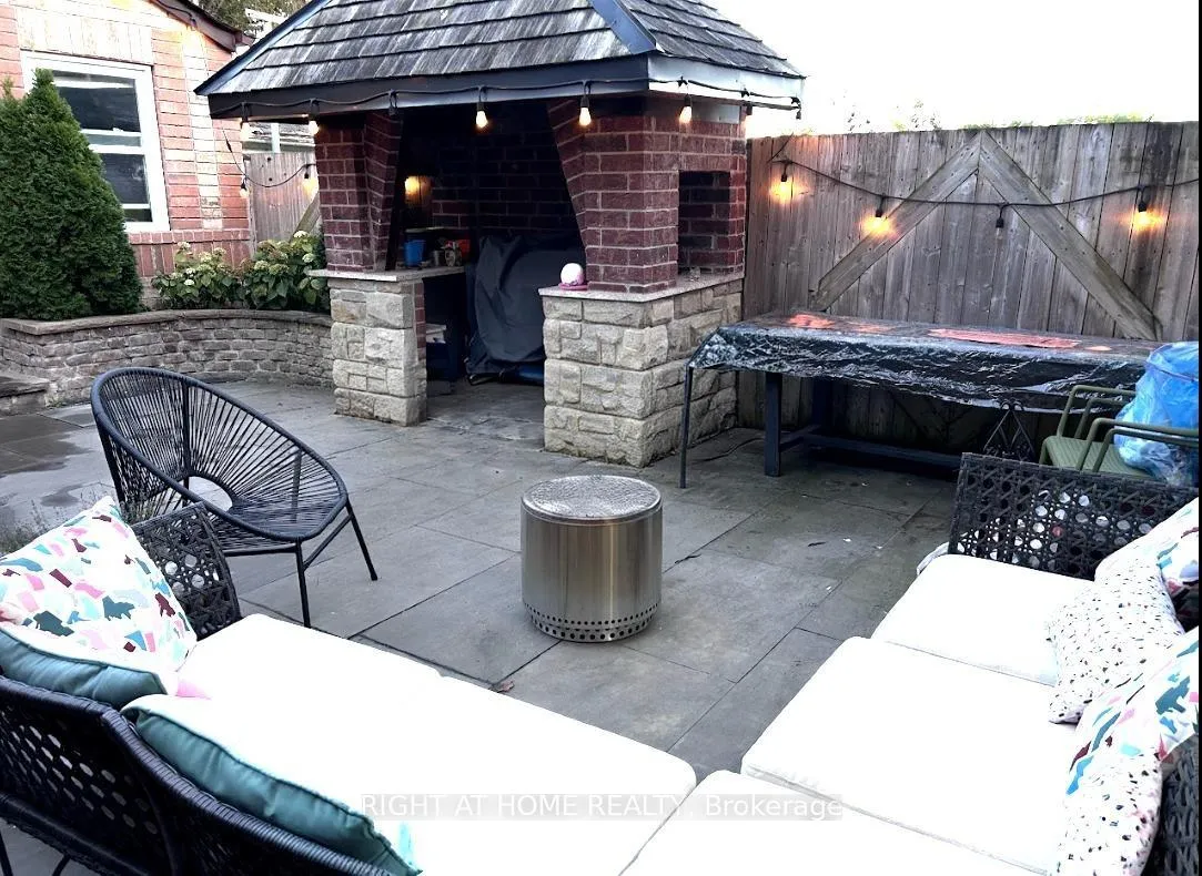 Photo 38 of 355 Caledonia Road, Toronto, Caledonia-Fairbank — HOMEH
