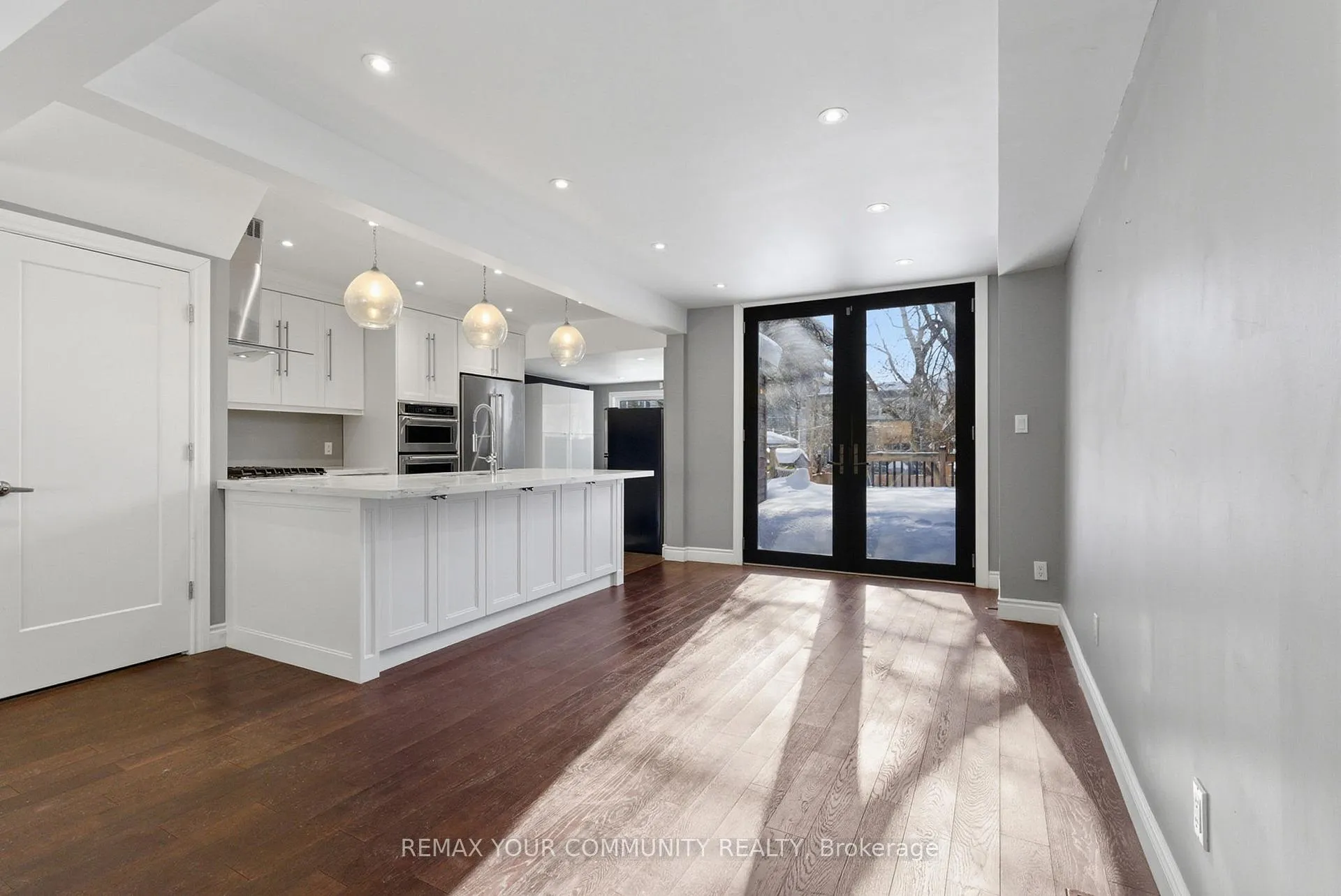 Photo 6 of 41 Berwick Avenue, Toronto, Yonge-Eglinton — HOMEH