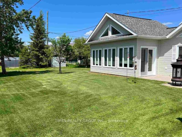 Photo 6 of 77 Dominion Avenue, Kapuskasing — HOMEH