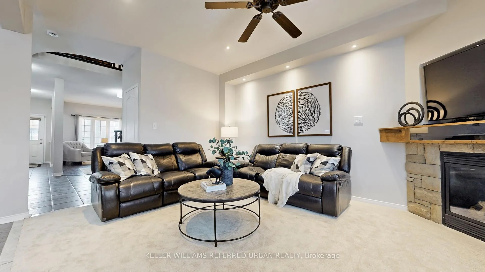 Photo 5 of 85 Decourcy-Ireland Circle, Ajax, Northeast Ajax — HOMEH