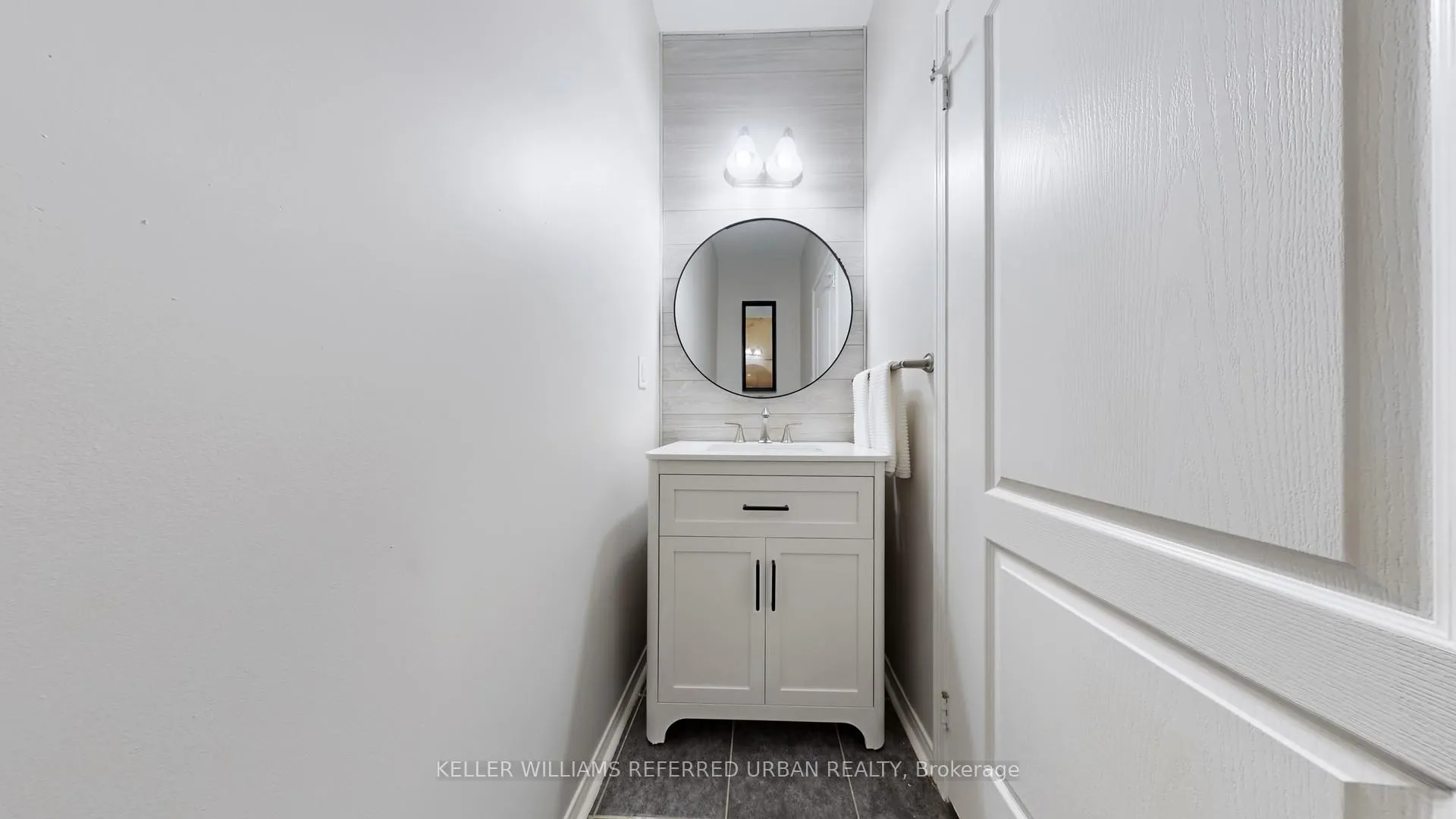 Photo 10 of 85 Decourcy-Ireland Circle, Ajax, Northeast Ajax — HOMEH