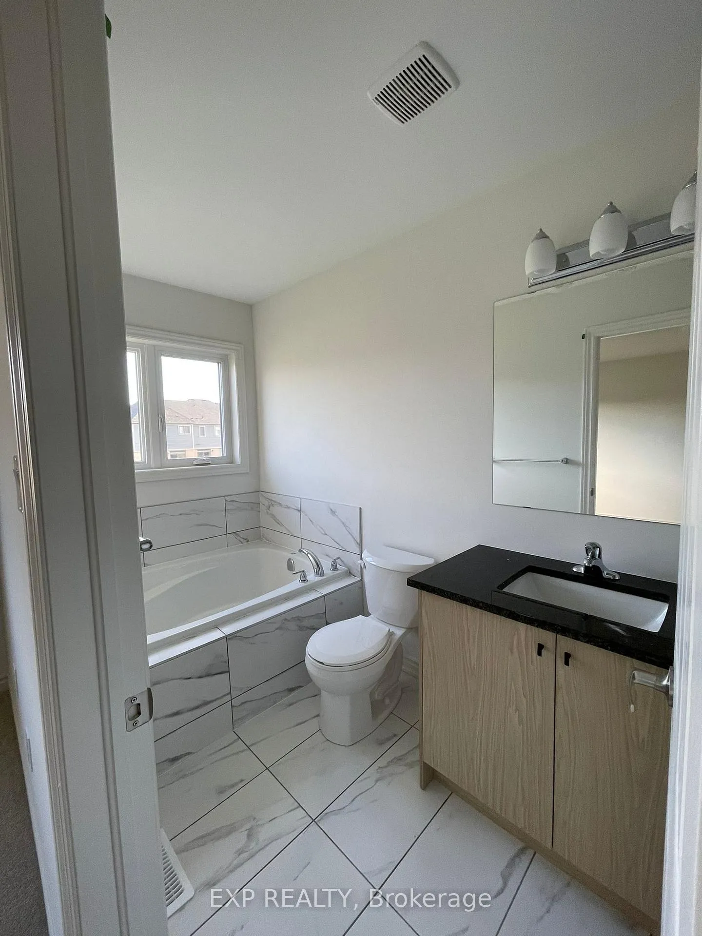 Photo 11 of 534 Worden Street, Cobourg — HOMEH