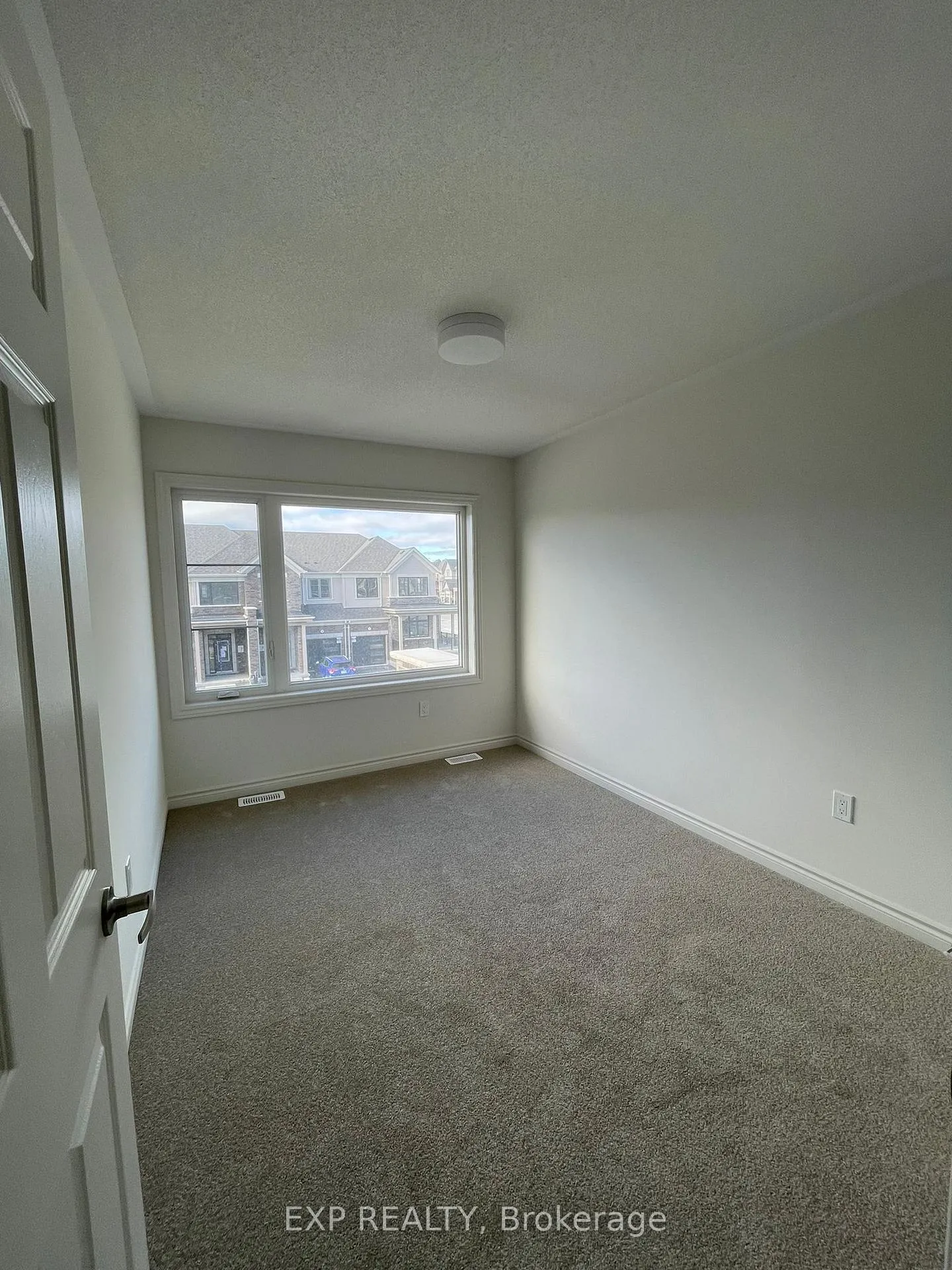 Photo 14 of 534 Worden Street, Cobourg — HOMEH