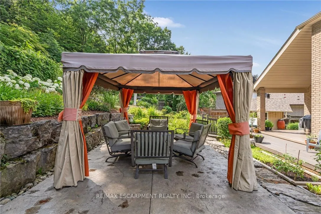 Photo 46 of 22 Shadeland Crescent, Hamilton, Stoney Creek — HOMEH