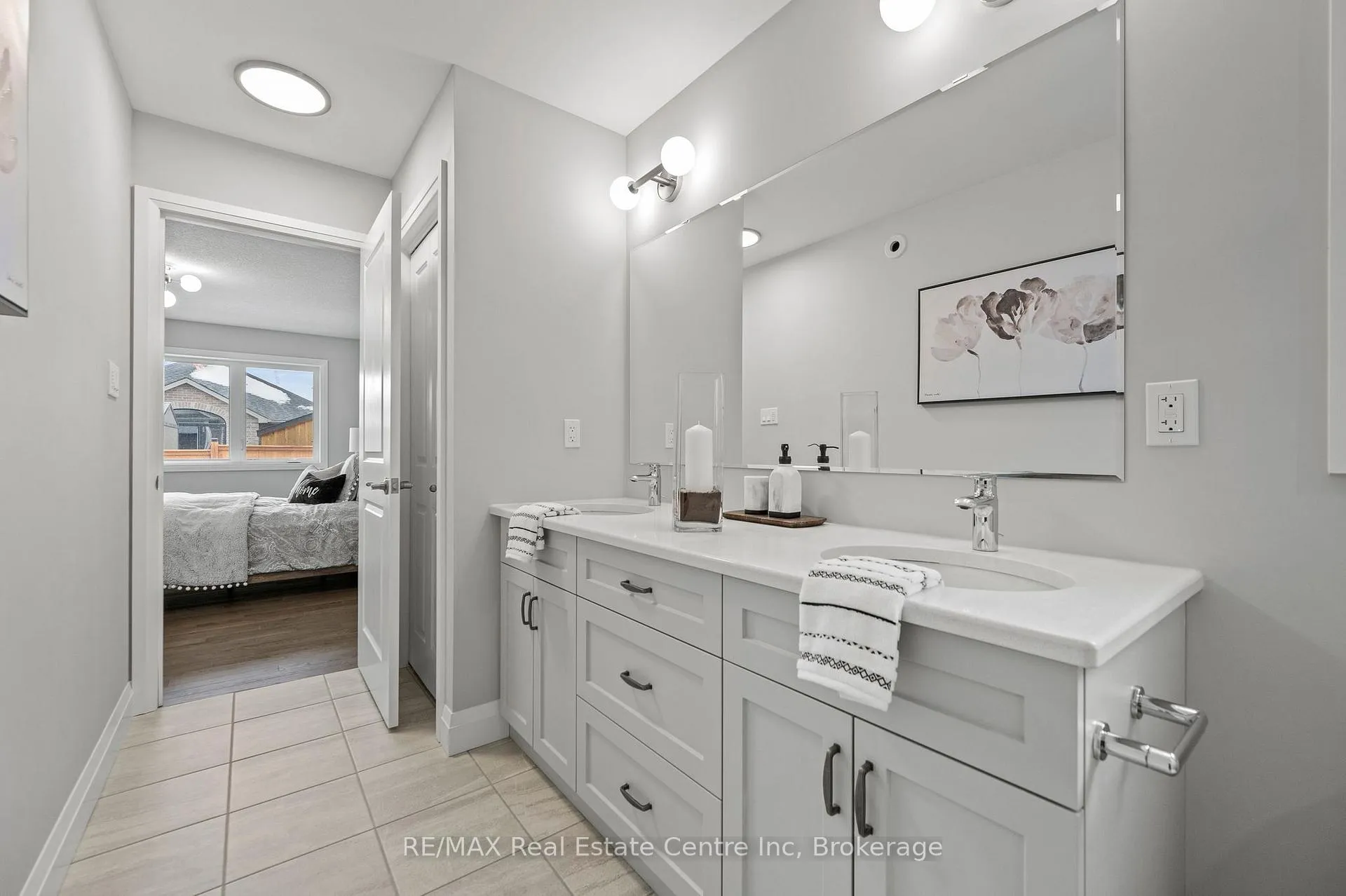 Photo 20 of 190 Bridge Crescent, Minto — HOMEH