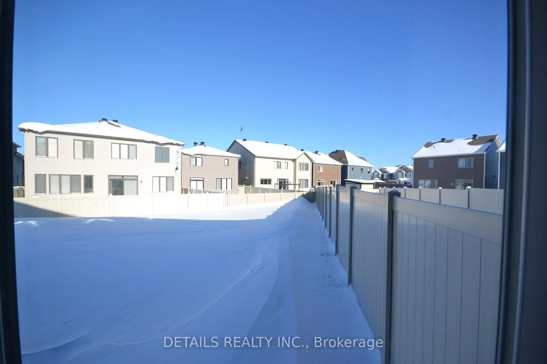 Photo 19 of 129 Pictou Crescent, Ottawa, Kanata - Emerald Meadows/Trailwest — HOMEH