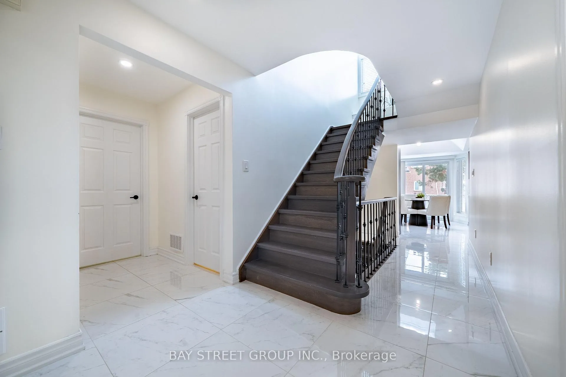 Photo 9 of 44 Hollingham Road, Markham, Unionville — HOMEH