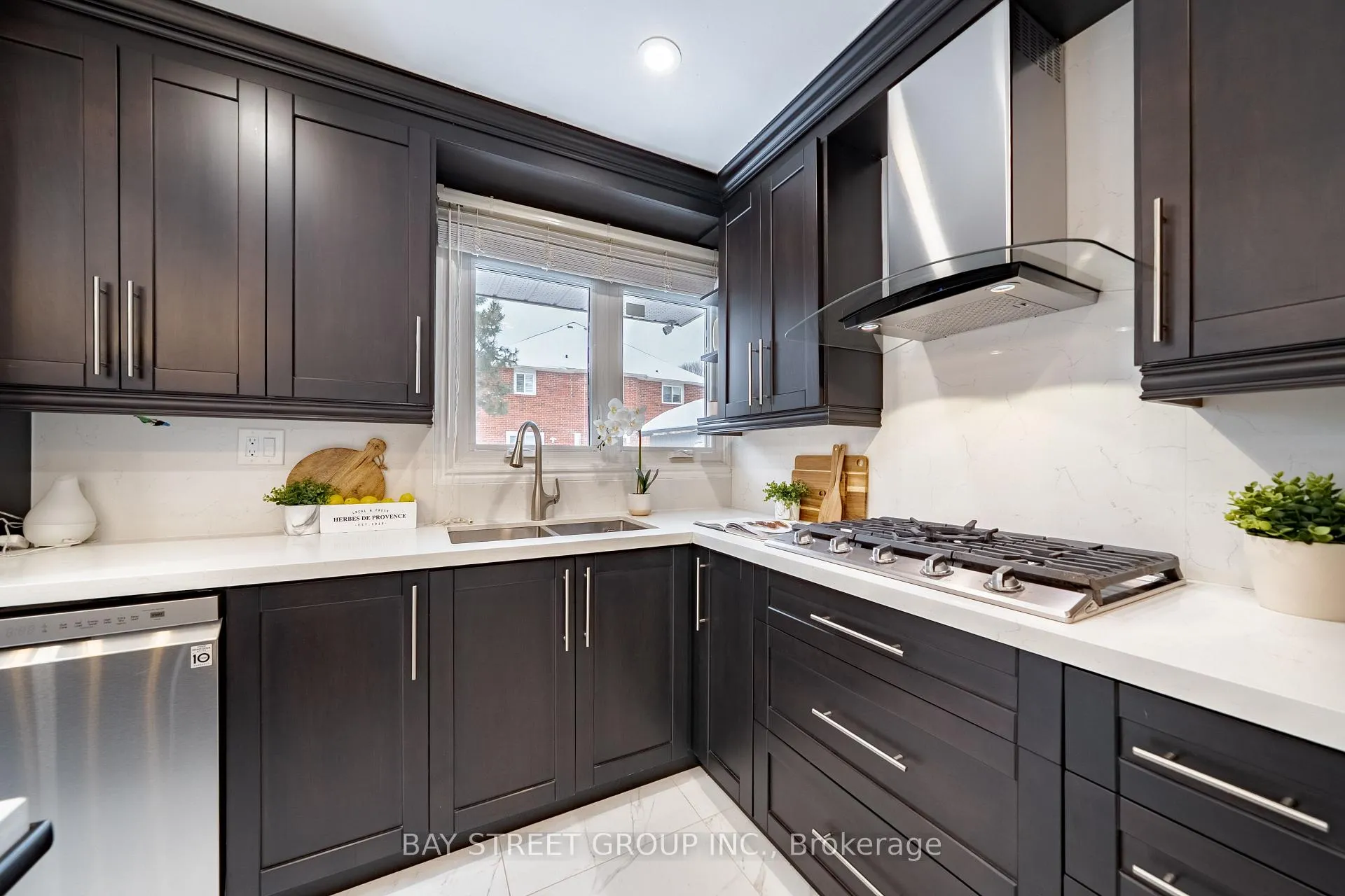 Photo 14 of 44 Hollingham Road, Markham, Unionville — HOMEH