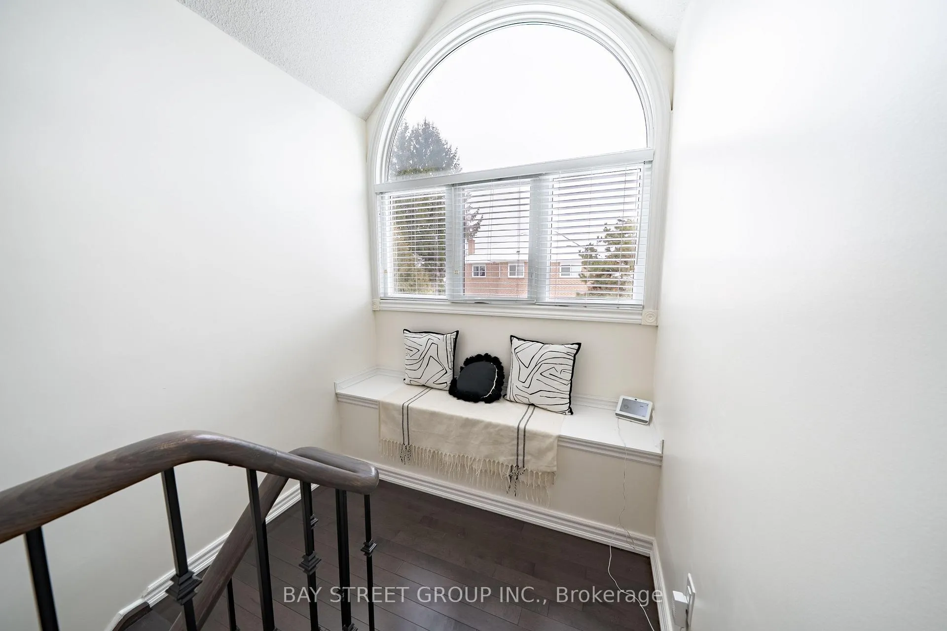 Photo 24 of 44 Hollingham Road, Markham, Unionville — HOMEH