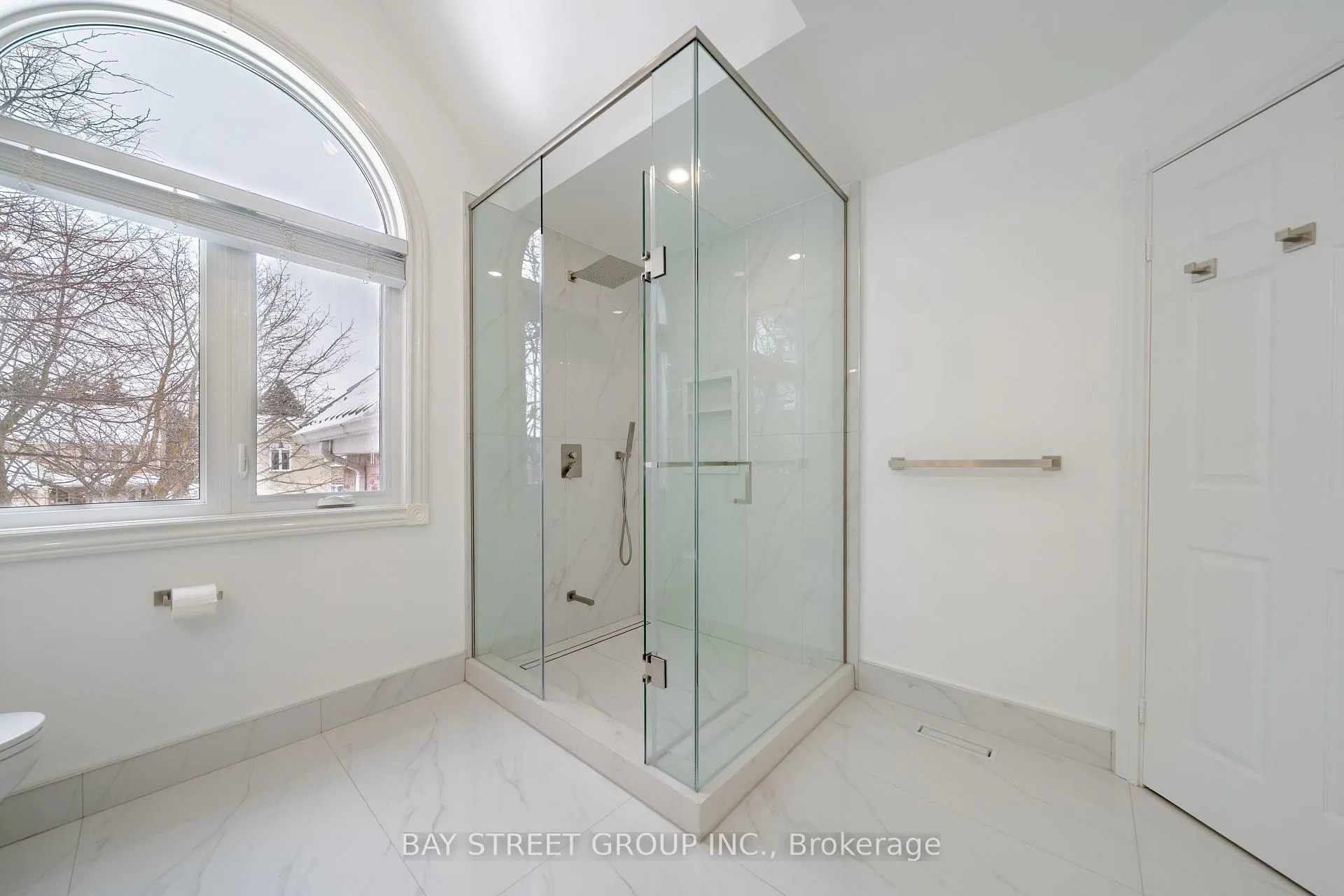 Photo 28 of 44 Hollingham Road, Markham, Unionville — HOMEH
