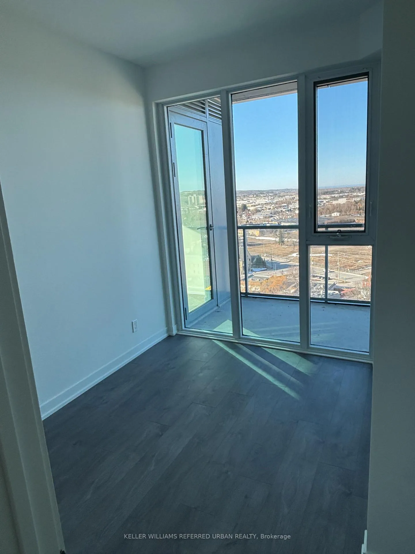 Photo 7 of Unit 1611, 39 Mary Street, Barrie, City Centre — HOMEH