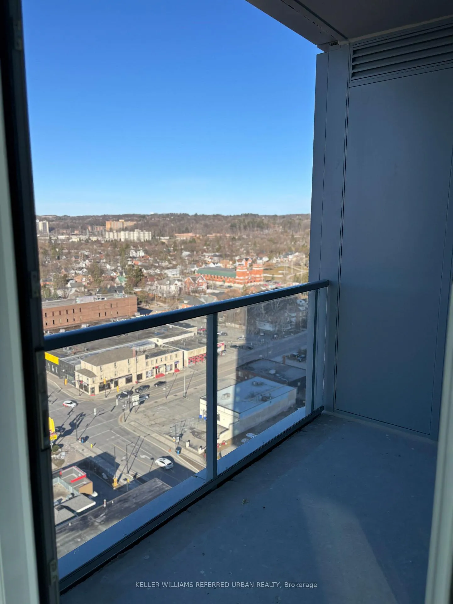 Photo 26 of Unit 1611, 39 Mary Street, Barrie, City Centre — HOMEH