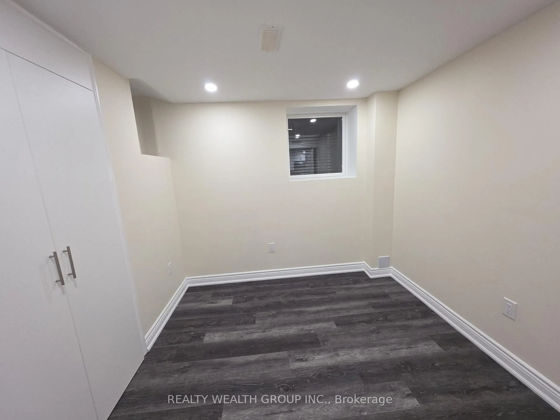 Photo 8 of Unit Bsmt, 7 Sinatra Street, Brampton, Sandringham-Wellington North — HOMEH