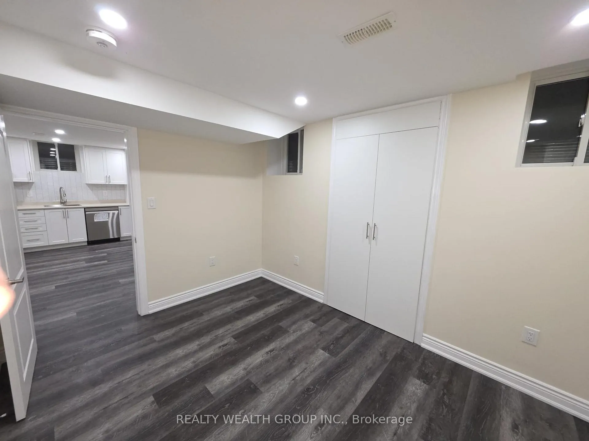 Photo 9 of Unit Bsmt, 7 Sinatra Street, Brampton, Sandringham-Wellington North — HOMEH