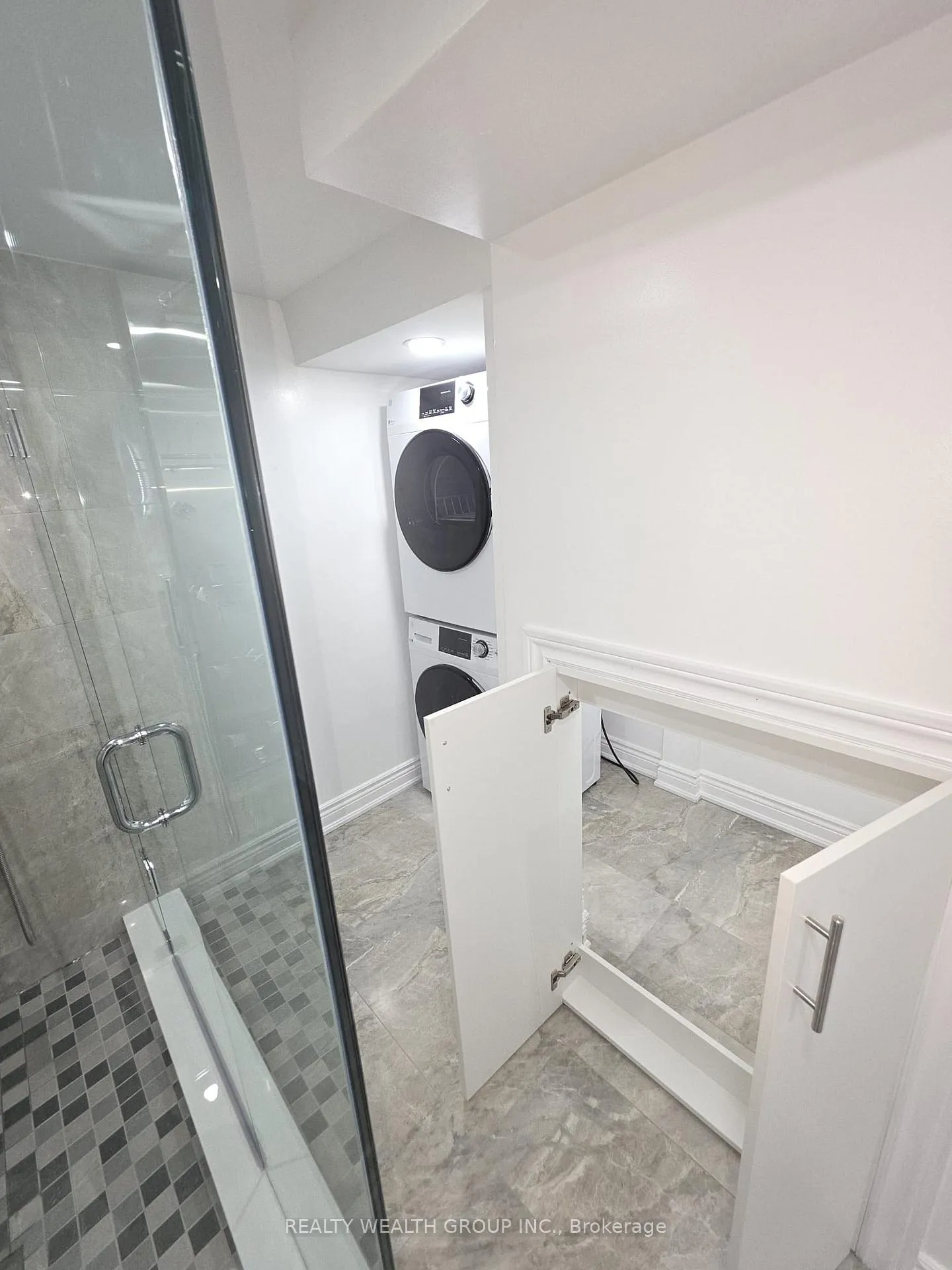 Photo 15 of Unit Bsmt, 7 Sinatra Street, Brampton, Sandringham-Wellington North — HOMEH