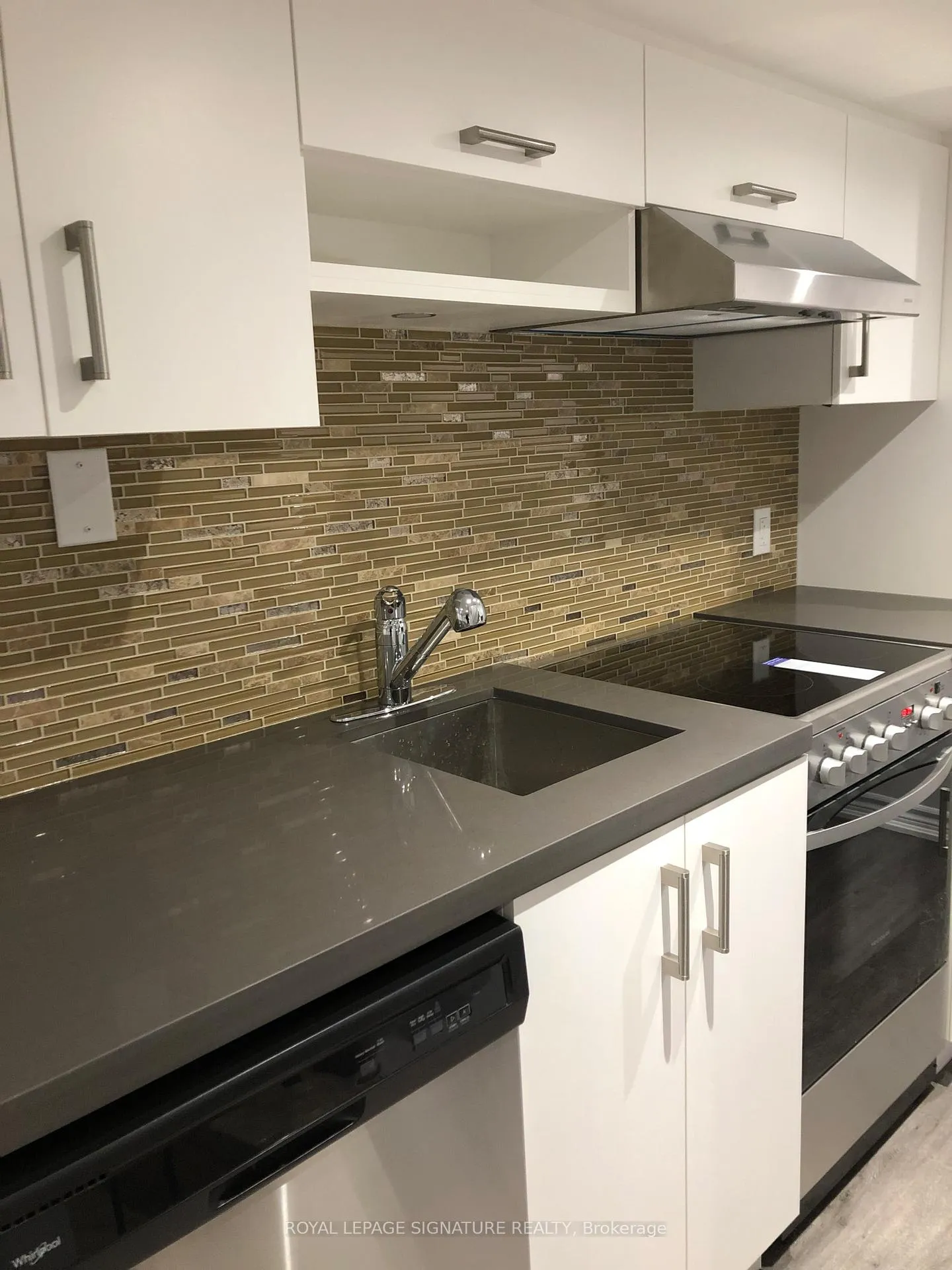 Photo 8 of 56 Bloomfield Avenue, Toronto, South Riverdale — HOMEH