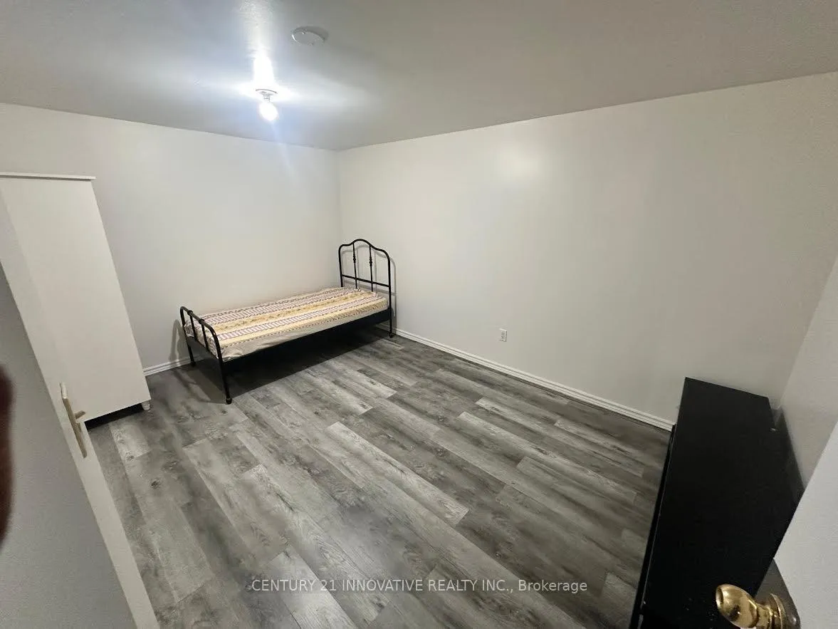 Photo 4 of Unit BSMT, 62 Elson Street, Markham, Middlefield — HOMEH