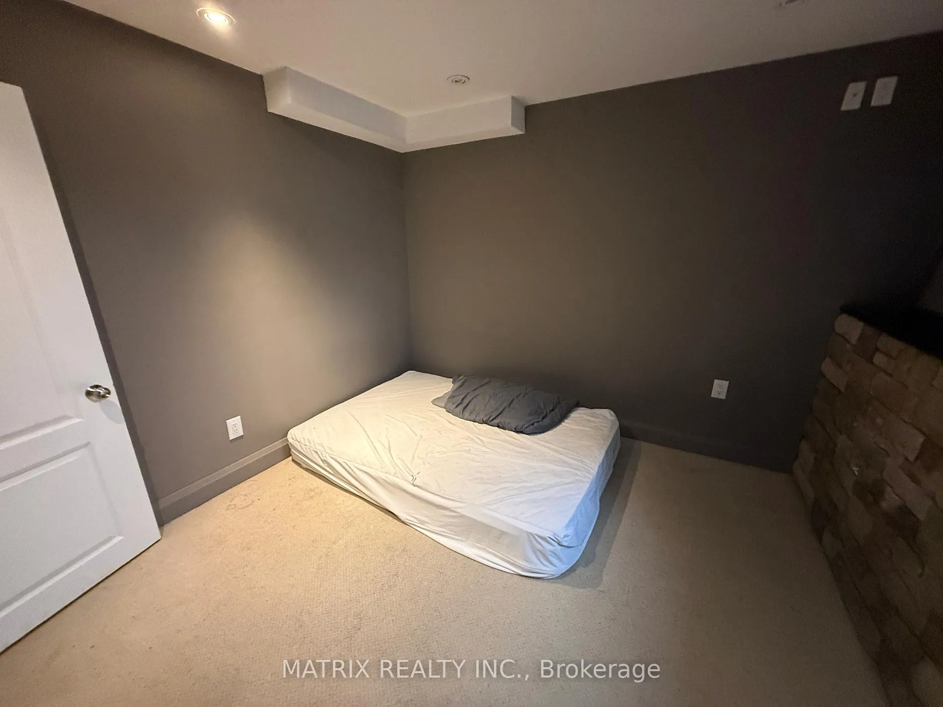 Photo 15 of 1707 Esterbrook Drive, Oshawa, Taunton — HOMEH