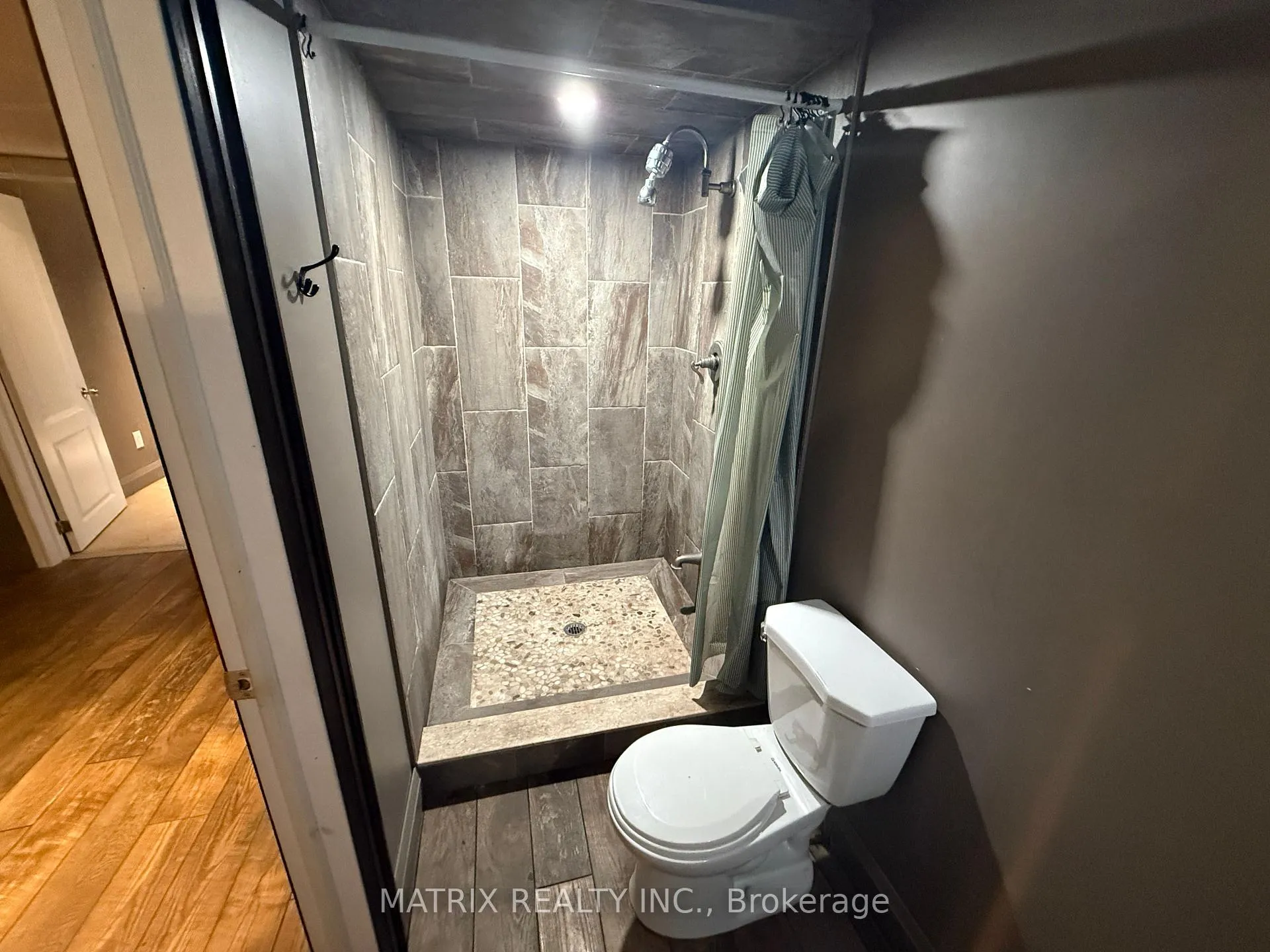 Photo 21 of 1707 Esterbrook Drive, Oshawa, Taunton — HOMEH