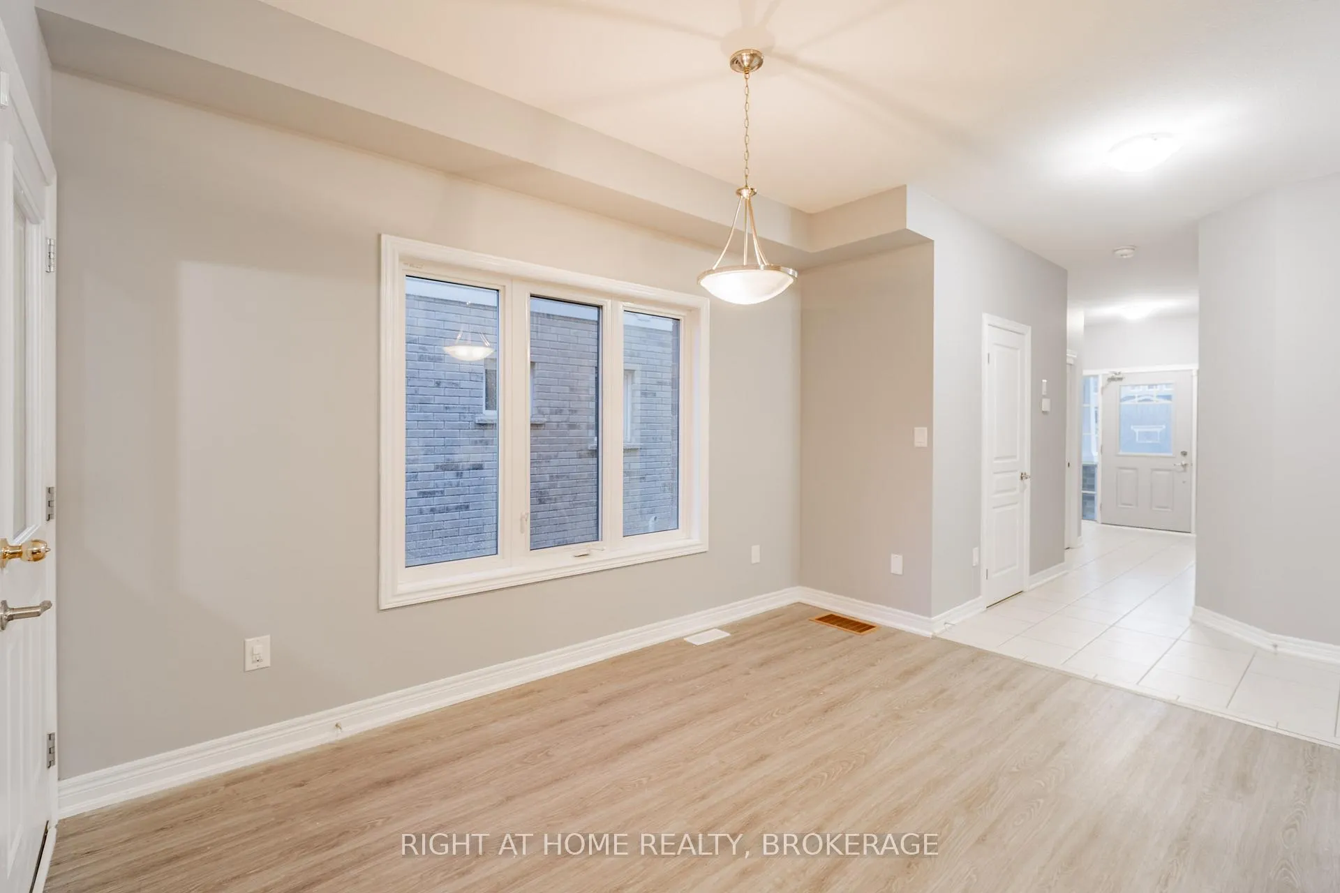 Photo 11 of 9513 Tallgrass Avenue, Niagara Falls, Lyons Creek — HOMEH