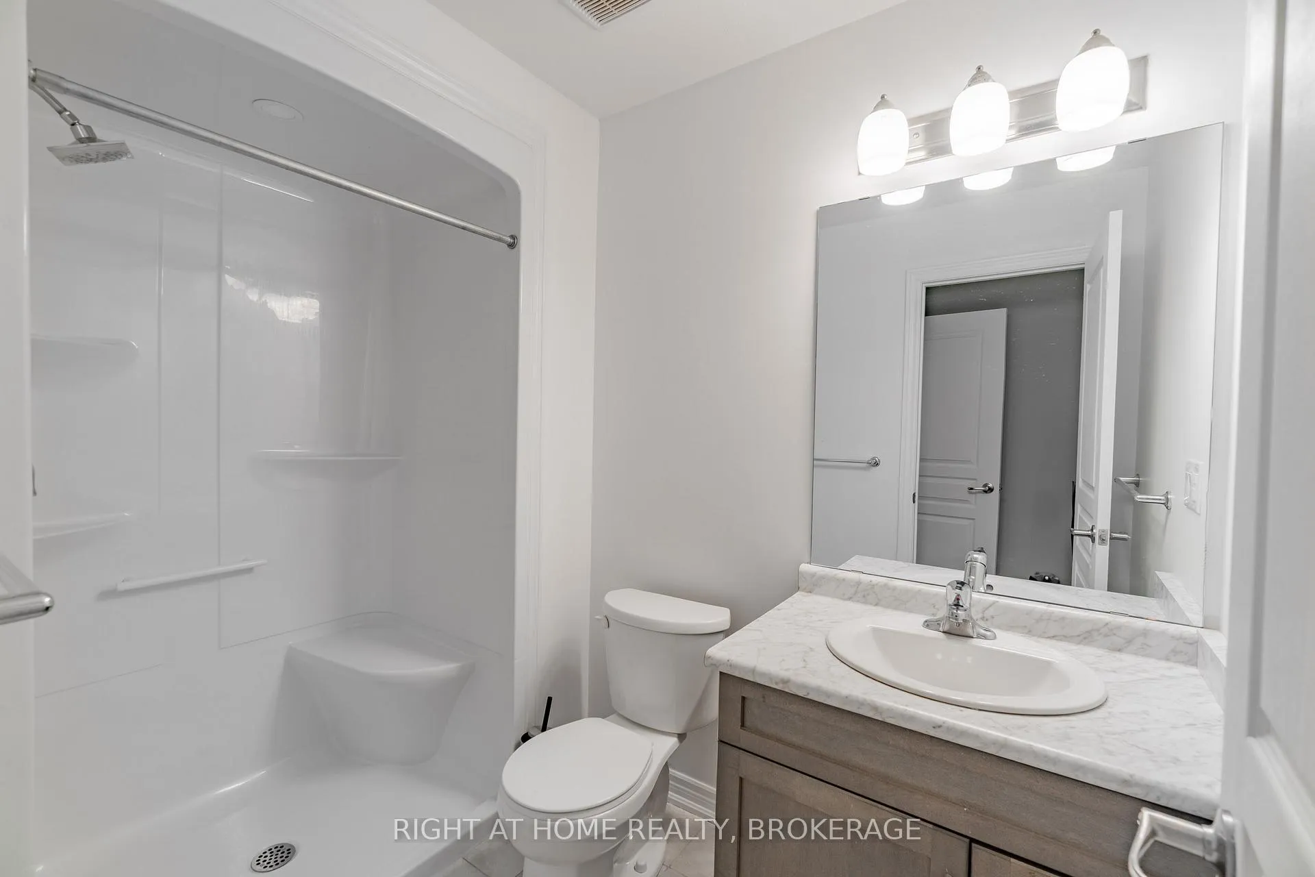 Photo 18 of 9513 Tallgrass Avenue, Niagara Falls, Lyons Creek — HOMEH