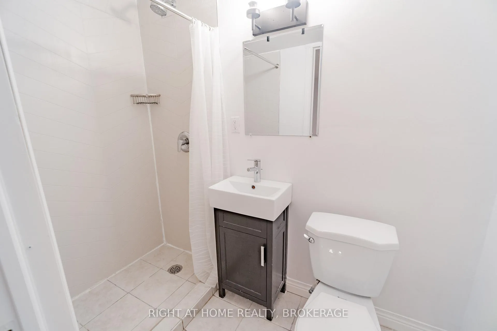 Photo 24 of 9513 Tallgrass Avenue, Niagara Falls, Lyons Creek — HOMEH